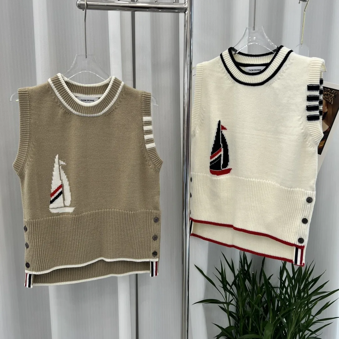 Summer New Style Loose Knitted Sleeveless round Neck Vest Women's Versatile Slimming College Style Vest Comfortable Cotton Wo...
Summer New Style Loose Knitted Sleeveless round Neck Vest Women's Versatile Slimming College Style Vest Comfortable Cotton Wo...