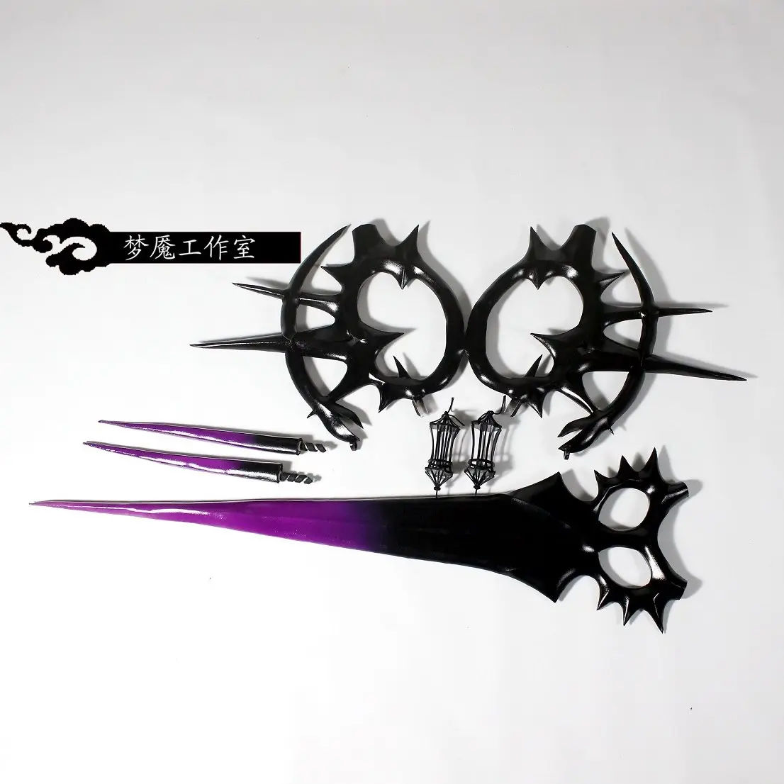 Fate/Grand Order Meltlilith Scissors Prop Cosplay Props for Halloween Carnival Fancy Party Events Game Performance Show
Fate/Grand Order Meltlilith Scissors Prop Cosplay Props for Halloween Carnival Fancy Party Events Game Performance Show