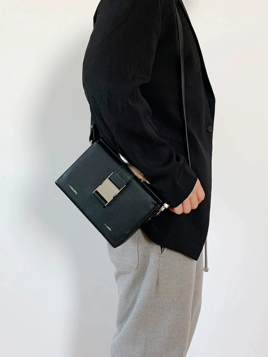 New Men's and Women's Premium Black Messenger Bags, Cowhide Trendy Fashion Shoulder Backpacks, Handbags
New Men's and Women's Premium Black Messenger Bags, Cowhide Trendy Fashion Shoulder Backpacks, Handbags
