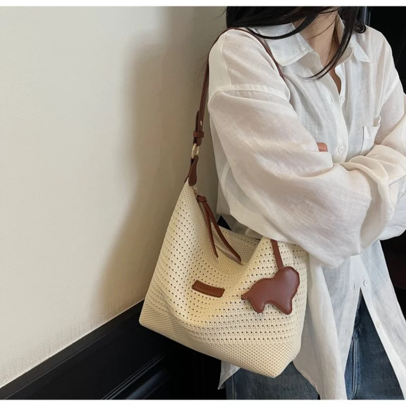 Premium Designer Leather Crossbody Bag Ladies, Fashionable Shoulder Messenger Purse Women Tote Handbag Elegant Chic
Premium Designer Leather Crossbody Bag Ladies, Fashionable Shoulder Messenger Purse Women Tote Handbag Elegant Chic