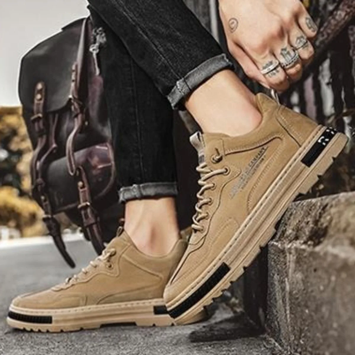 Men's Fashion Trendy Casual Sports Shoes Lightweight Breathable Non-Slip Versatile Comfortable Footwear Suitable for All Seasons
Men's Fashion Trendy Casual Sports Shoes Lightweight Breathable Non-Slip Versatile Comfortable Footwear Suitable for All Seasons