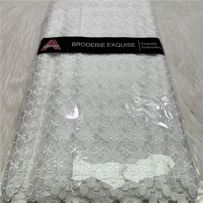 5 Yard Pure Color soft water soluble French Guipure Lace African Tulle Cord Net Embroidered Fabric For Wedding Party 27L5120401
5 Yard Pure Color soft water soluble French Guipure Lace African Tulle Cord Net Embroidered Fabric For Wedding Party 27L5120401