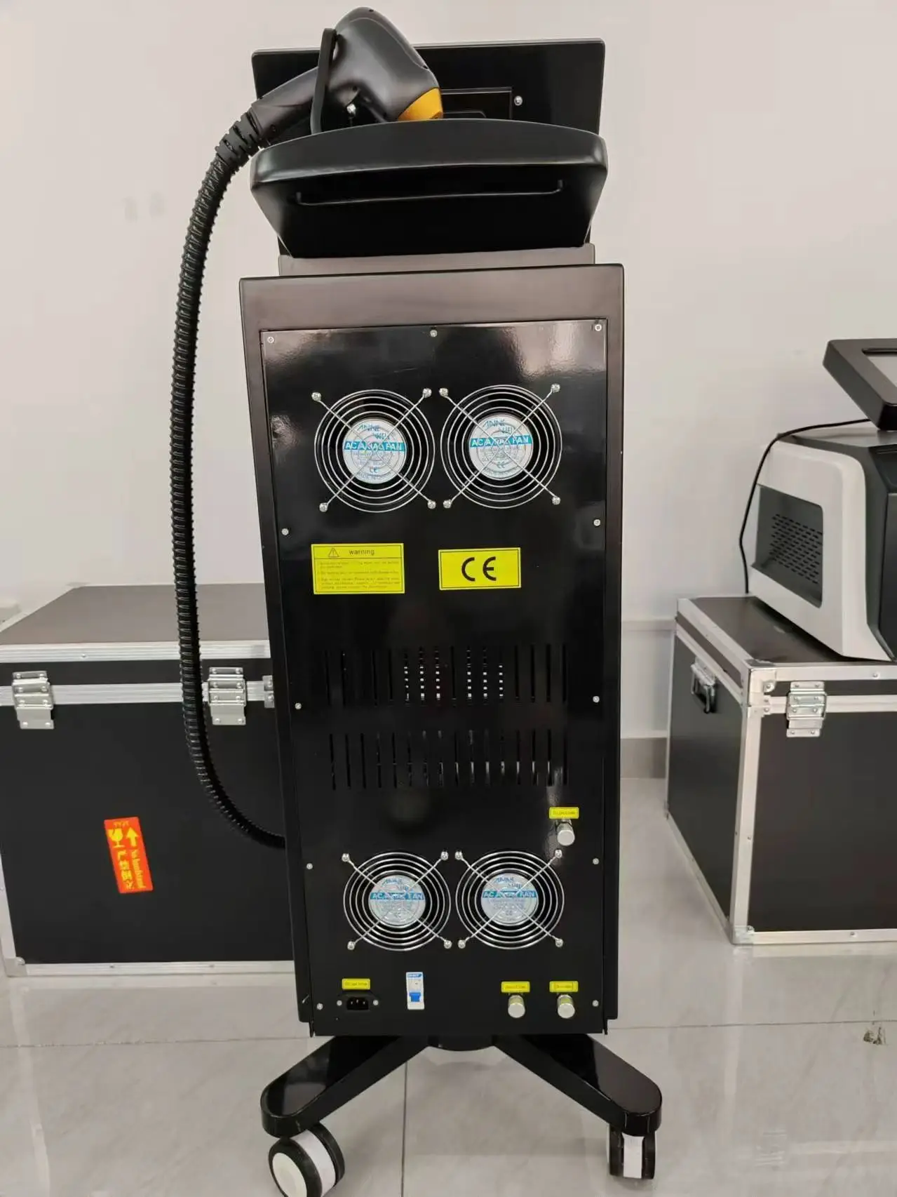 Diode laser hair removal machine 4000W 4Wavelength Ice Platinum Hair Removal 755 808 1064nm Diode Laser Salon CE Certified
Diode laser hair removal machine 4000W 4Wavelength Ice Platinum Hair Removal 755 808 1064nm Diode Laser Salon CE Certified