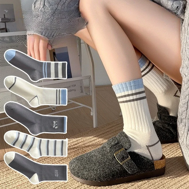 5 pairs of women's autumn winter cartoon puppy mid tube socks cute sweat absorbing odor proof striped warm simple casual socks
5 pairs of women's autumn winter cartoon puppy mid tube socks cute sweat absorbing odor proof striped warm simple casual socks