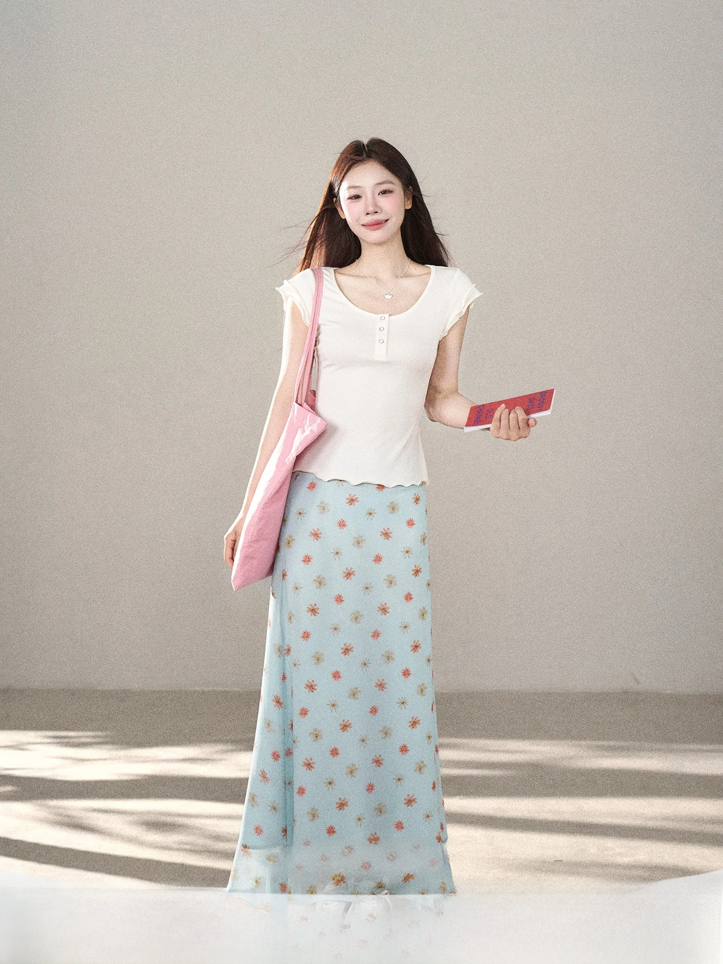 Summer New Style Women's Floral A-Line Fish Tail Design Half Skirt Korean Version Commute Friendly Artificial Fur Embellished...
Summer New Style Women's Floral A-Line Fish Tail Design Half Skirt Korean Version Commute Friendly Artificial Fur Embellished...