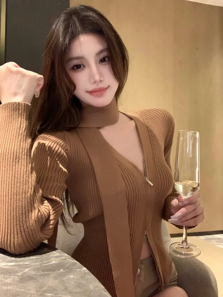 V-Neck Knitted Open Cardigan Women's Autumn Winter Pure Desire Spicy Girl Hanging Neck Top Base Shirt Inner Wear High-End Swe...
V-Neck Knitted Open Cardigan Women's Autumn Winter Pure Desire Spicy Girl Hanging Neck Top Base Shirt Inner Wear High-End Swe...