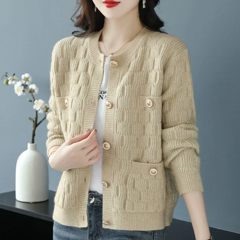 Single Breasted Cardigan Sweater Women 2025 Autumn Spring Women Clothing Soft Coat Slim Knitwear Cardigans
Single Breasted Cardigan Sweater Women 2025 Autumn Spring Women Clothing Soft Coat Slim Knitwear Cardigans