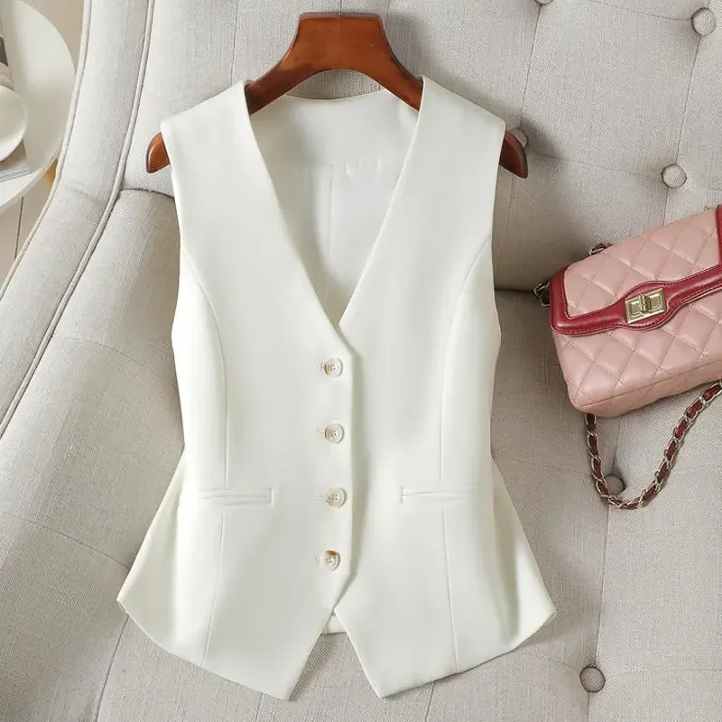 Women V-Neck Vest 2025 Spring Autumn New Fashion single-Breasted Sleeveless Jacket Korean Slim Office Female Waistcoat Tops T945
Women V-Neck Vest 2025 Spring Autumn New Fashion single-Breasted Sleeveless Jacket Korean Slim Office Female Waistcoat Tops T945