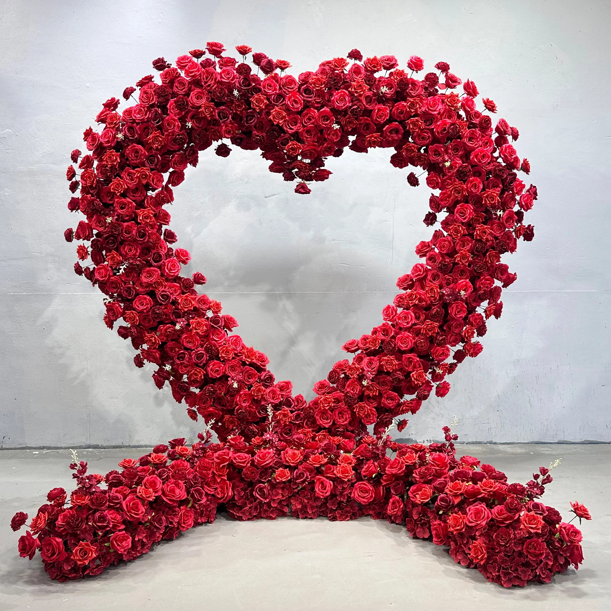 8ft Heart-Shape Removable Silk Floral Wedding Arch Outdoor Party Backdrop With Rose Flowers For Wedding Events
8ft Heart-Shape Removable Silk Floral Wedding Arch Outdoor Party Backdrop With Rose Flowers For Wedding Events