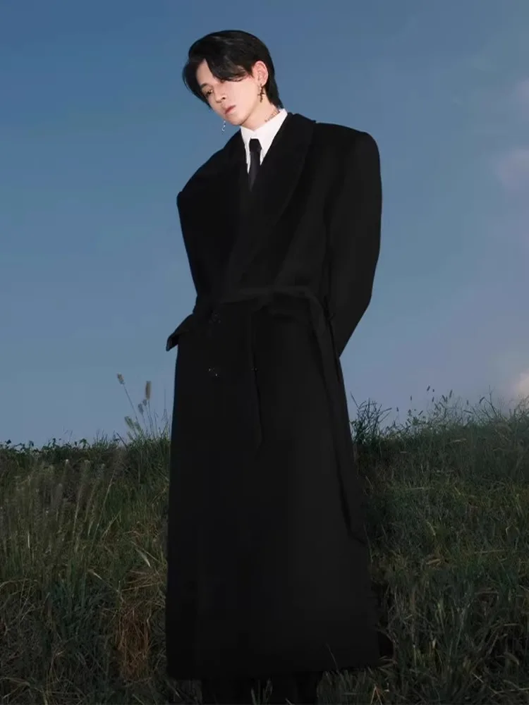 Bla Thiened Winter Coat Men's Mid-Length Suit Jaet Korean Sle High-End Woolen Coat Closely Stitched Waed Straight Hem
Bla Thiened Winter Coat Men's Mid-Length Suit Jaet Korean Sle High-End Woolen Coat Closely Stitched Waed Straight Hem