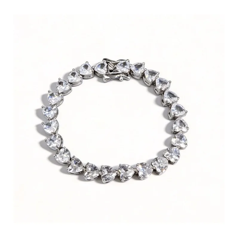 Simple Heavy Industry Zircon Bracelet Heart-shaped Buckle Flash Diamond Jewelry Bracelet Temperament Diamond-encrusted Light Lux
Simple Heavy Industry Zircon Bracelet Heart-shaped Buckle Flash Diamond Jewelry Bracelet Temperament Diamond-encrusted Light Lux