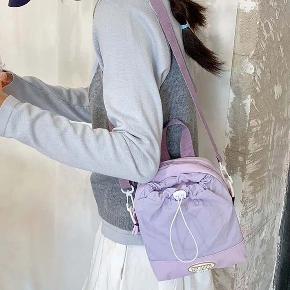 Большая вместительная сумка через плечо на шнурке, дофамин, защита от брызг воды, ткань Оксфорд, сумка на плечо, простой японский стиль
Большая вместительная сумка через плечо на шнурке, дофамин, защита от брызг воды, ткань Оксфорд, сумка на плечо, простой японский стиль