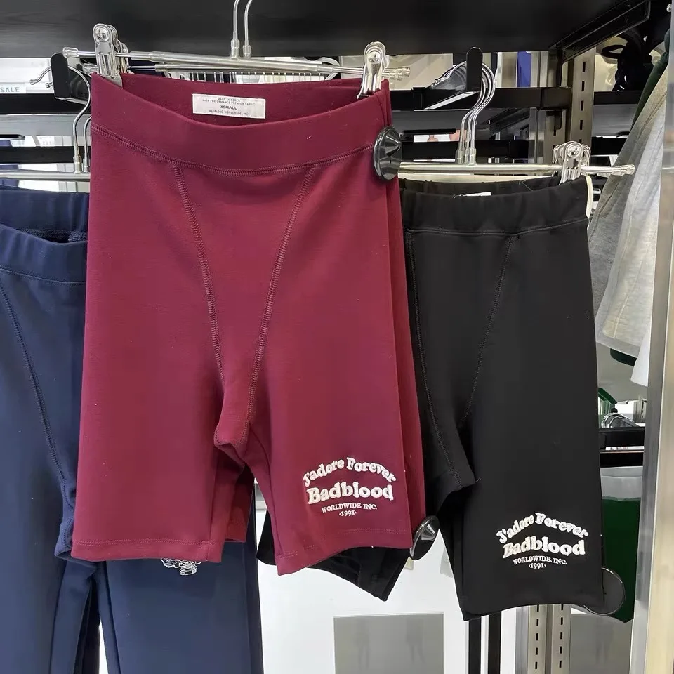 Повседневные спортивные шорты для йоги, женские велосипедные бриджи с эффектом подтяжки ягодиц, вышивкой, модные, лето 2023, базовый слой
Повседневные спортивные шорты для йоги, женские велосипедные бриджи с эффектом подтяжки ягодиц, вышивкой, модные, лето 2023, базовый слой