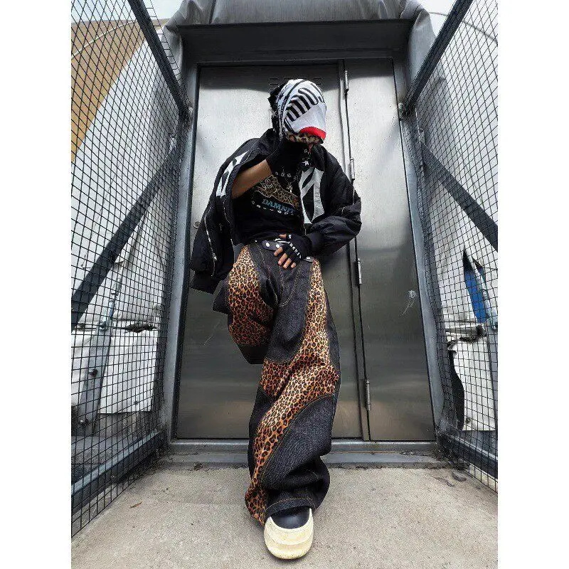 Retro American Original Cowhide Leopard Print Knife Jeans Loose Wide Leg Pants Men's Casual Straight Cut Resistant Shrin...
Retro American Original Cowhide Leopard Print Knife Jeans Loose Wide Leg Pants Men's Casual Straight Cut Resistant Shrin...