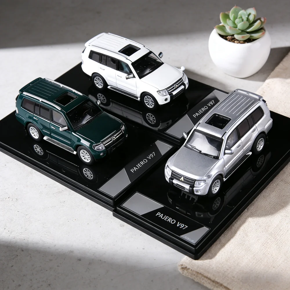 1:64 модель внедорожника с высокой имитацией Pajero V97, литой под давлением автомобиль Shadow Pro, мини-коллекционная игрушка-дисплей в подарок
1:64 модель внедорожника с высокой имитацией Pajero V97, литой под давлением автомобиль Shadow Pro, мини-коллекционная игрушка-дисплей в подарок