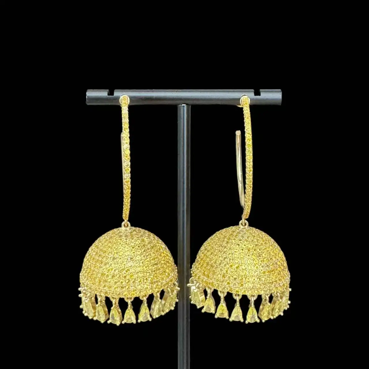 C ring zircon full set wind chime design long heavy industry light luxury high-end temperament earrings
C ring zircon full set wind chime design long heavy industry light luxury high-end temperament earrings