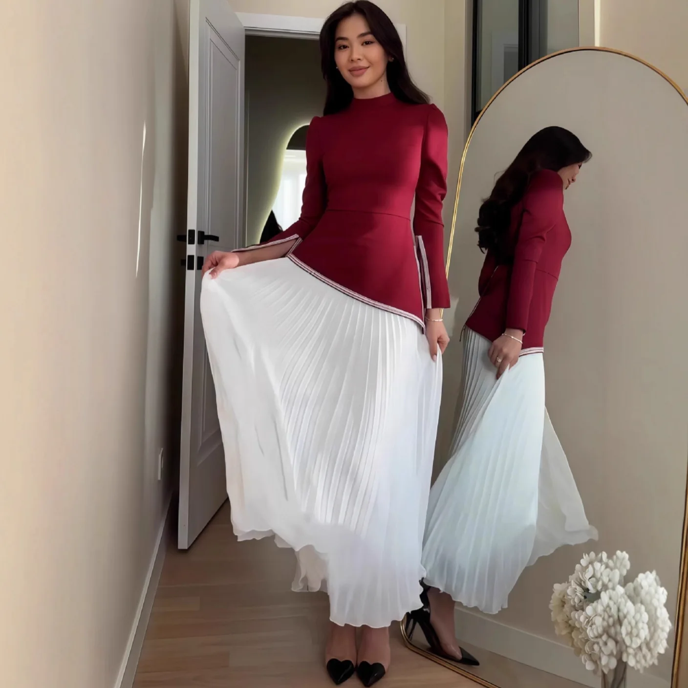 Костюм с юбкой для женщин на Ид: длинная юбка и топ, комплект из 2 предметов, плиссированный, для Рамадана, в марокканском стиле, с завязками, для вечеринок в Дубае, исламский наряд, арабская одежда для мусульманок.
Костюм с юбкой для женщин на Ид: длинная юбка и топ, комплект из 2 предметов, плиссированный, для Рамадана, в марокканском стиле, с завязками, для вечеринок в Дубае, исламский наряд, арабская одежда для мусульманок.