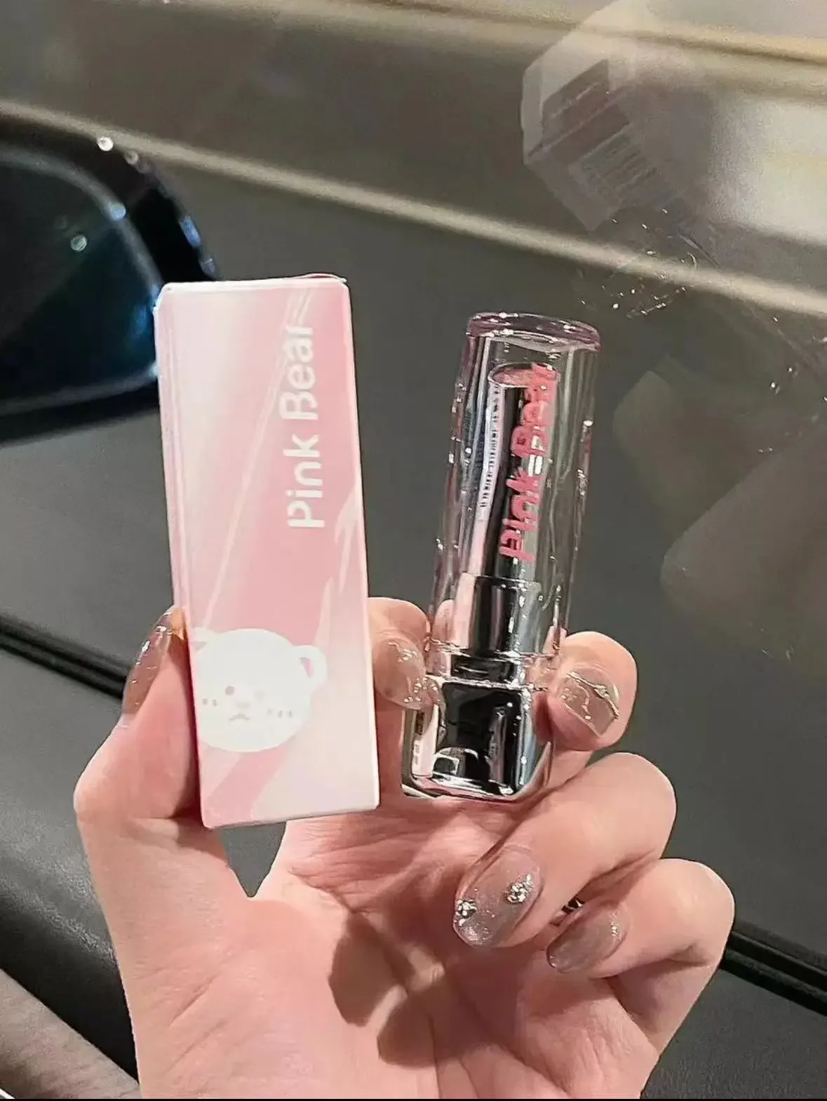 Pink Bear Water Essence Solid Lipgloss Moisturizing Mirror Lip Glaze LipSugar Light Lipstick Light Sensation Beauty Makeup
Pink Bear Water Essence Solid Lipgloss Moisturizing Mirror Lip Glaze LipSugar Light Lipstick Light Sensation Beauty Makeup
