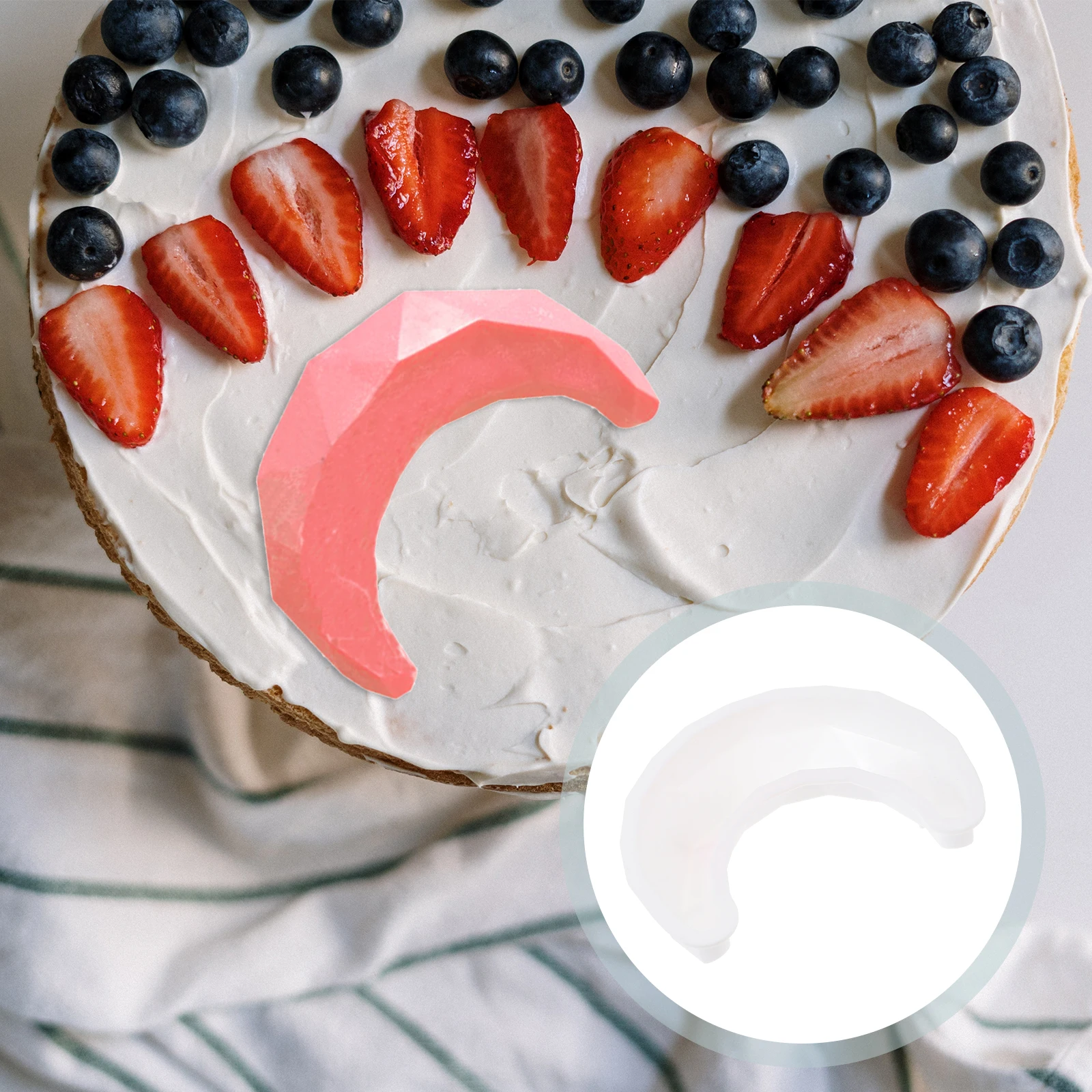 1Pcs Moon Shape Silicone Cake Mold Non Stick Baking Pan Reusable Dessert Mold for Homemade Mousse and Cakes Baking Pan
1Pcs Moon Shape Silicone Cake Mold Non Stick Baking Pan Reusable Dessert Mold for Homemade Mousse and Cakes Baking Pan