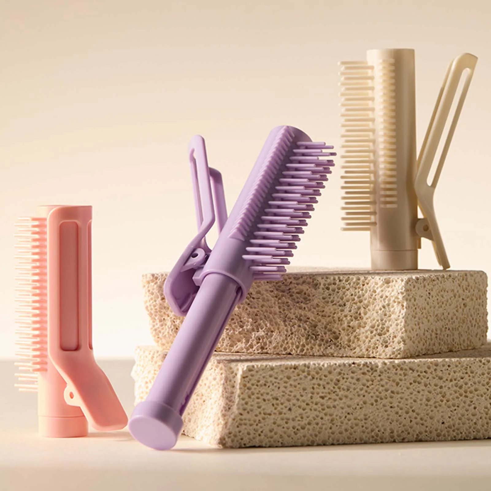 Hair Fluffy Styling Curler Comb Compact Size Instant Hair Styling Scalable DIY Tools Suitable for All Hair Types and Lengths
Hair Fluffy Styling Curler Comb Compact Size Instant Hair Styling Scalable DIY Tools Suitable for All Hair Types and Lengths