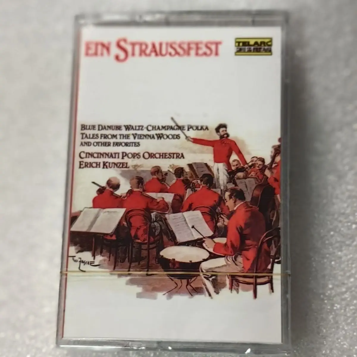 Strauss Family Waltz Selection Collection Music Tape Red Shirt Edition New Unopened Classical Music
Strauss Family Waltz Selection Collection Music Tape Red Shirt Edition New Unopened Classical Music