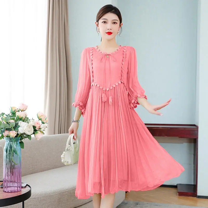 3/4 Sleeve Fashion Dress 2023 Summer New Oversized Loose Vintage Embroidered Stitching A-Line Dress Elegant Women Vestidos Z601
3/4 Sleeve Fashion Dress 2023 Summer New Oversized Loose Vintage Embroidered Stitching A-Line Dress Elegant Women Vestidos Z601