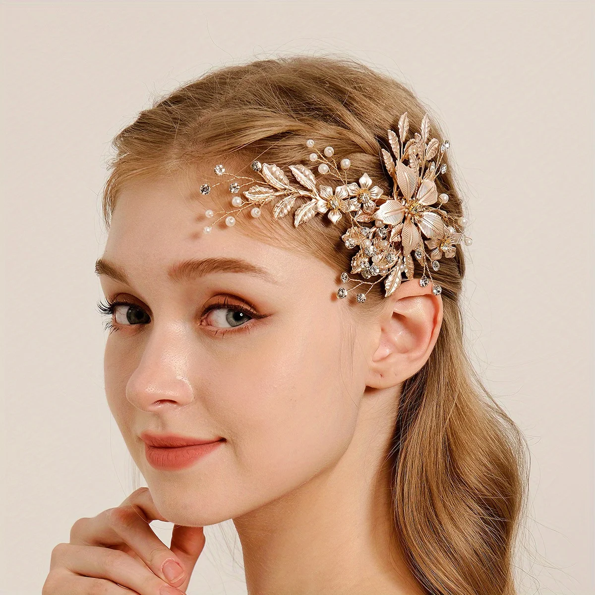 Bridal Headpiece Ladies Hair Clips for Hair Handmade Pearl Rhinestone Floral Princess Barrettes Luxury Headdress Accessories
Bridal Headpiece Ladies Hair Clips for Hair Handmade Pearl Rhinestone Floral Princess Barrettes Luxury Headdress Accessories