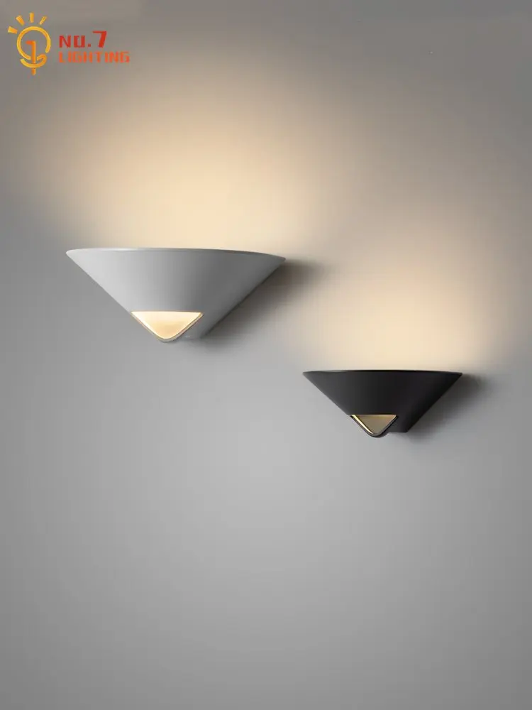 Individual Simple Modern Background Black/White Wall Lamp Bedroom Bedside Led Indoor Lighting Living/Model Room Sofa Balcony Bar
Individual Simple Modern Background Black/White Wall Lamp Bedroom Bedside Led Indoor Lighting Living/Model Room Sofa Balcony Bar
