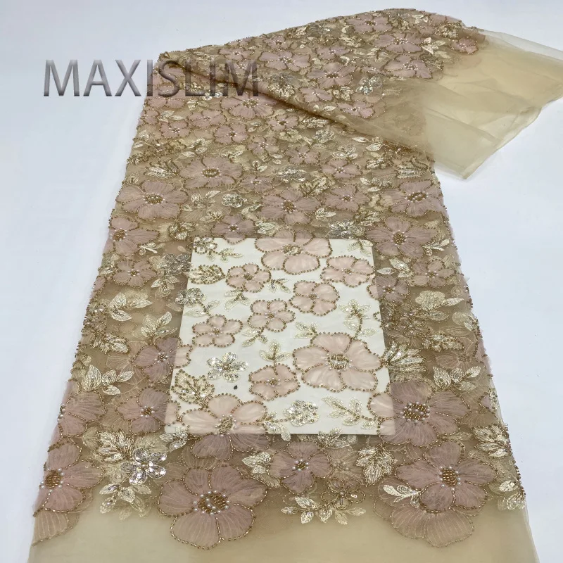 New 3D Plate Flower Embroidery+bead Embroidery+sequin Embroidery Fabric Women's Skirt Evening Dress Fashion Show Width 125CM
New 3D Plate Flower Embroidery+bead Embroidery+sequin Embroidery Fabric Women's Skirt Evening Dress Fashion Show Width 125CM