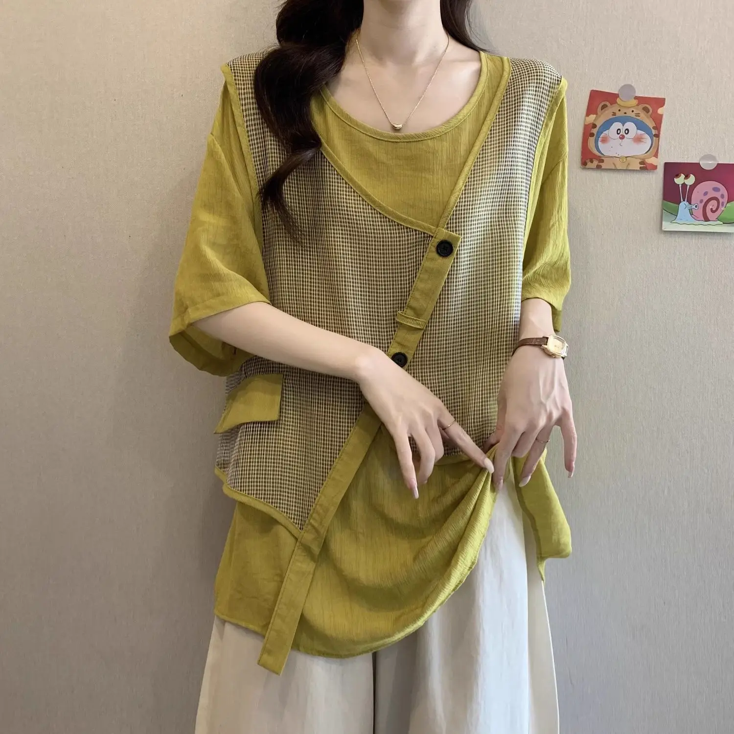 Summer Oversized Women Irregular Plaid Patchwork Blouse Asym Oblique Button Hide Belly Loose Short Sleeve Plus Size Casual Tops
Summer Oversized Women Irregular Plaid Patchwork Blouse Asym Oblique Button Hide Belly Loose Short Sleeve Plus Size Casual Tops