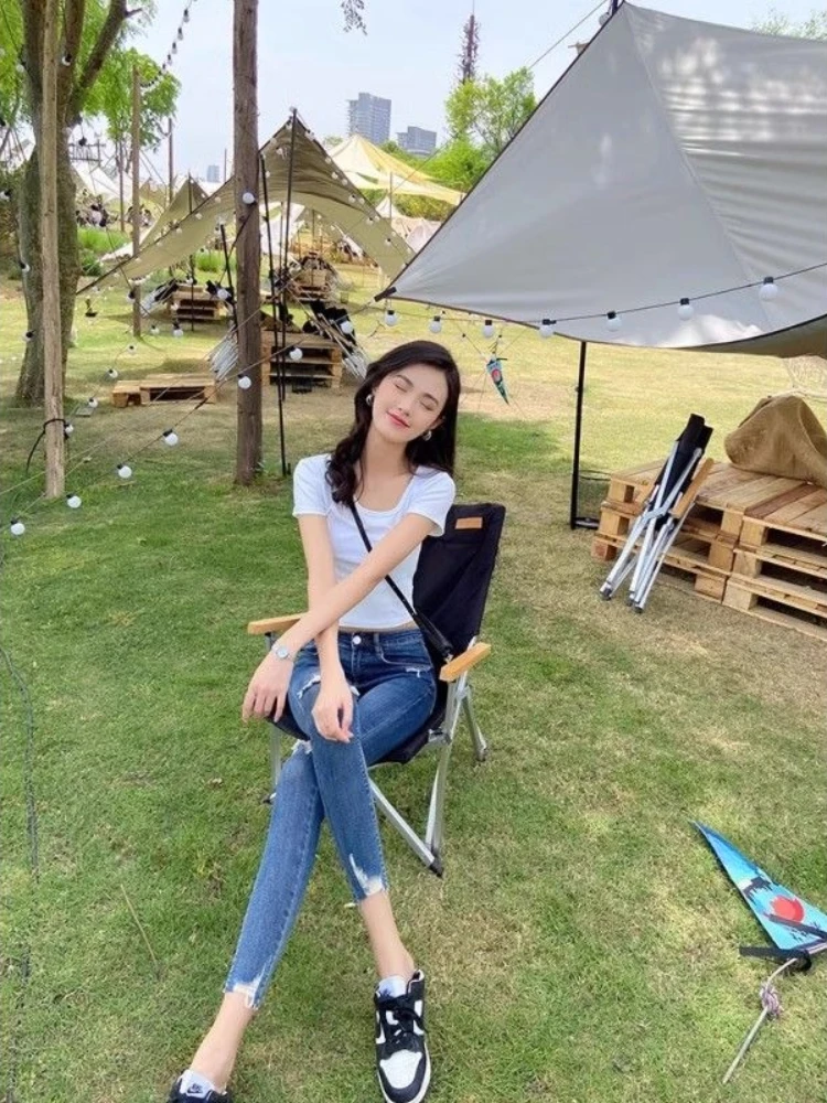 Women's New Summer Fashion High-Waist Stretch Ripped Skinny Jeans Slim-Fit Ankle-Length Denim Pants Comfortable and Trendy
Women's New Summer Fashion High-Waist Stretch Ripped Skinny Jeans Slim-Fit Ankle-Length Denim Pants Comfortable and Trendy