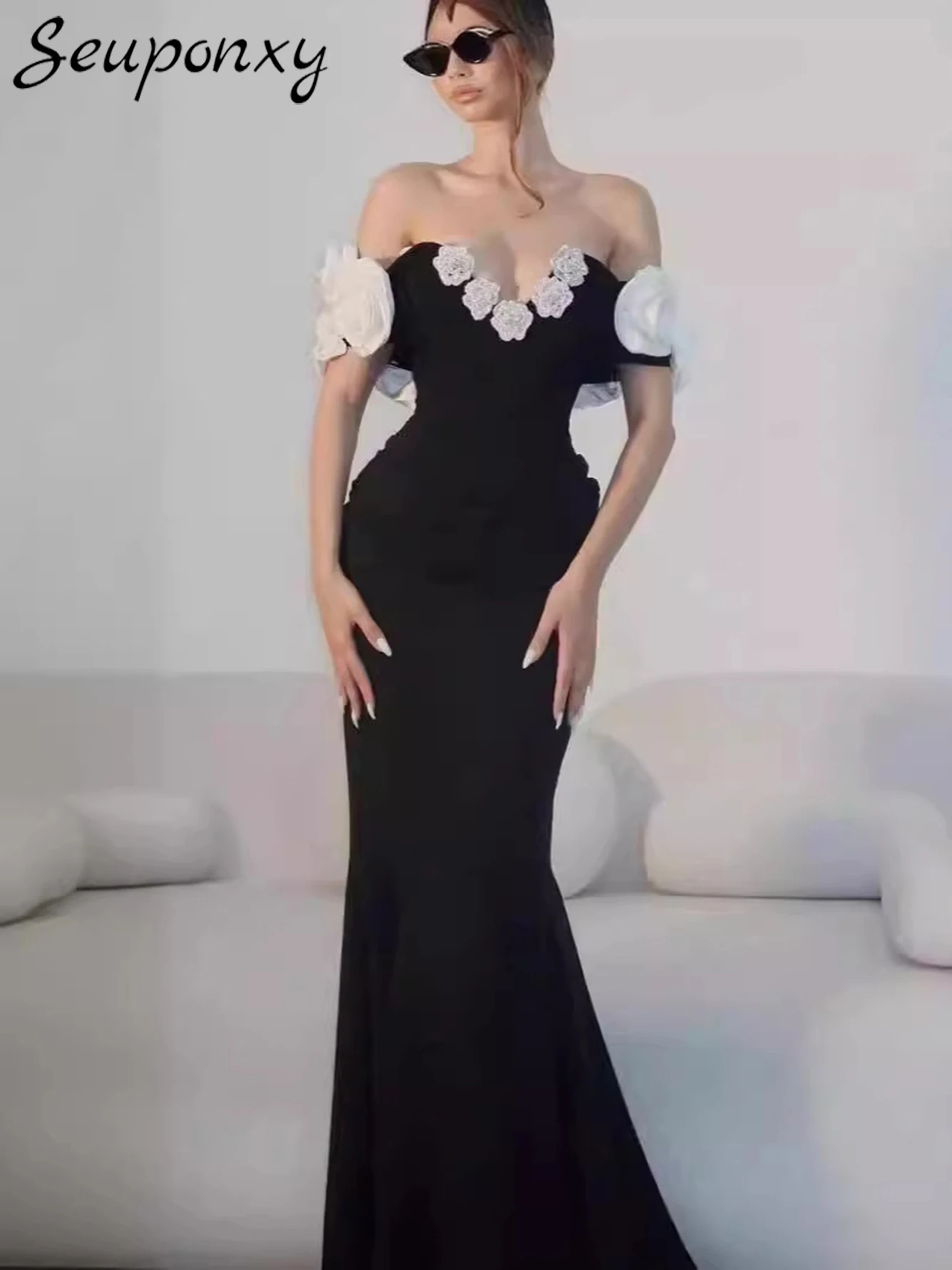 High Quality Women'S Black Sexy Off The Shoulder Short Sleeved 3D Flower Bandage Maxi Dress Elegant Evening Party Dress Vestidos
High Quality Women'S Black Sexy Off The Shoulder Short Sleeved 3D Flower Bandage Maxi Dress Elegant Evening Party Dress Vestidos