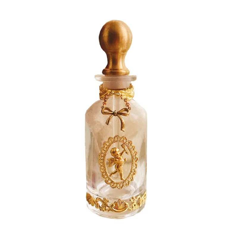 PYH retro perfume bottle angel brass crystal glass bottle 25ML100ML sub-bottle light luxury ornament
PYH retro perfume bottle angel brass crystal glass bottle 25ML100ML sub-bottle light luxury ornament