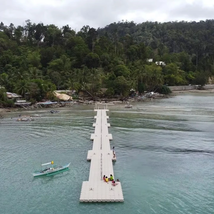 HDPE Floating Pontoon Dock Multifloat Floating Cubes Made of Durable Plastic
HDPE Floating Pontoon Dock Multifloat Floating Cubes Made of Durable Plastic