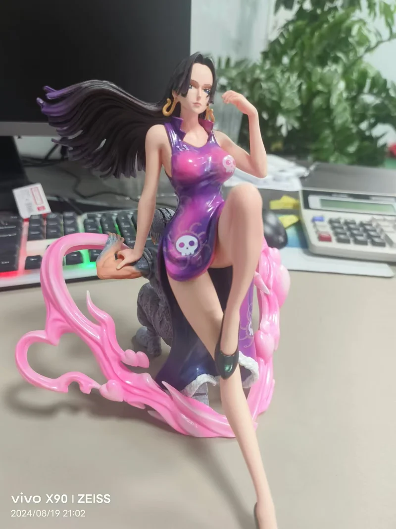 Anime Figure One Piece Boa Hancock Sitting Pose Pvc Statue Desktop Ornament Adult Collectible Model Home Office Display
Anime Figure One Piece Boa Hancock Sitting Pose Pvc Statue Desktop Ornament Adult Collectible Model Home Office Display