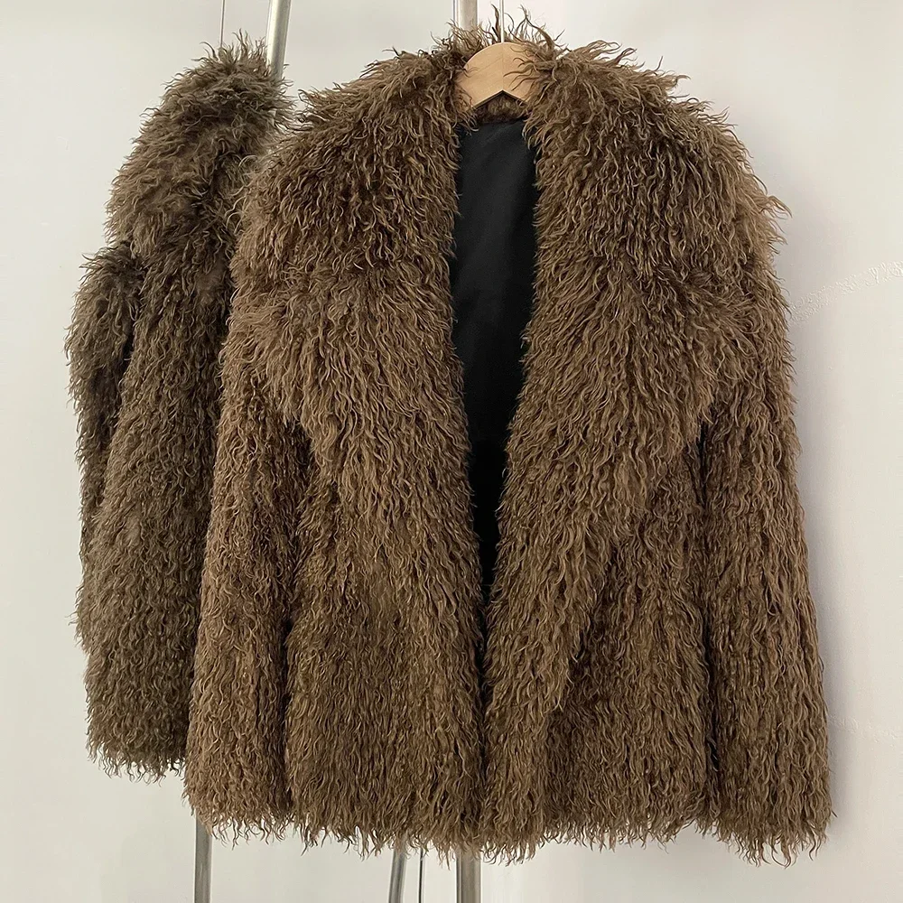 Winter New Fluffy Fur Women Fur Coat Eco-friendly Long Sleeve Warm Faux Fur Jacket Female Office Chic Outerwear
Winter New Fluffy Fur Women Fur Coat Eco-friendly Long Sleeve Warm Faux Fur Jacket Female Office Chic Outerwear