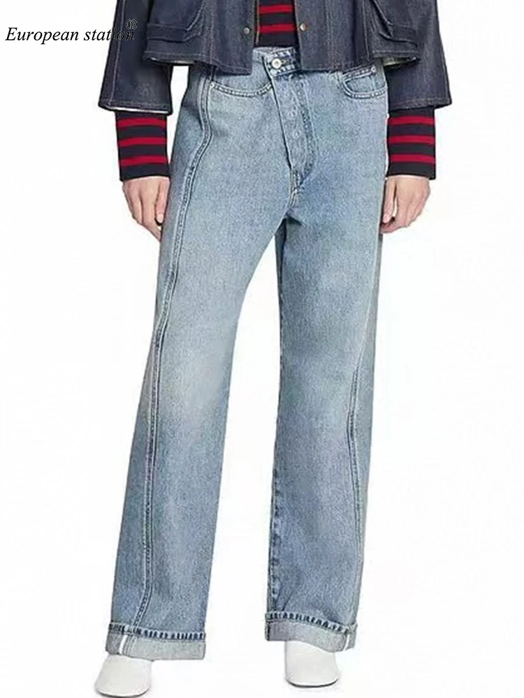 Designer retro wash water irregular dislocation high-waisted jeans 2024 autumn women's new fashion all straight pants
Designer retro wash water irregular dislocation high-waisted jeans 2024 autumn women's new fashion all straight pants
