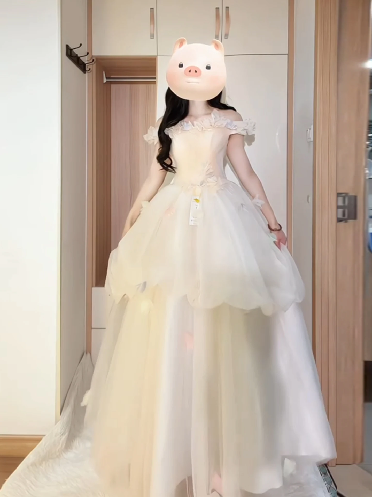 Новое вечернее платье в стиле Sweet Princess 2026 года: длинное, с завышенной талией, цветочными деталями и дизайном на одно плечо, для свадеб, вечеринок и выступлений
Новое вечернее платье в стиле Sweet Princess 2026 года: длинное, с завышенной талией, цветочными деталями и дизайном на одно плечо, для свадеб, вечеринок и выступлений