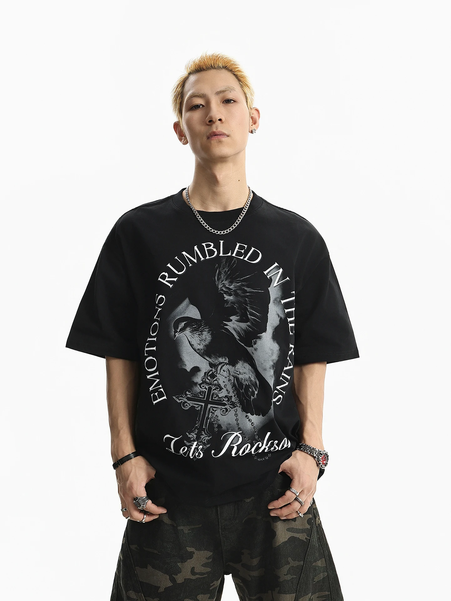 Gothic Style round Neck Short Sleeve T-Shirt Men's Summer Loose Fit Printed Casual Top Youth Fashion Streetwear
Gothic Style round Neck Short Sleeve T-Shirt Men's Summer Loose Fit Printed Casual Top Youth Fashion Streetwear