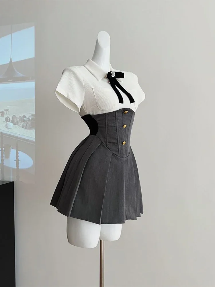 Women Two Piece Suit Vintage Harajuku Short Slevee Blouse Shirt with Pleated Skirt Harajuku Y2k Skirts Sets 2000s Clothes Summer
Women Two Piece Suit Vintage Harajuku Short Slevee Blouse Shirt with Pleated Skirt Harajuku Y2k Skirts Sets 2000s Clothes Summer