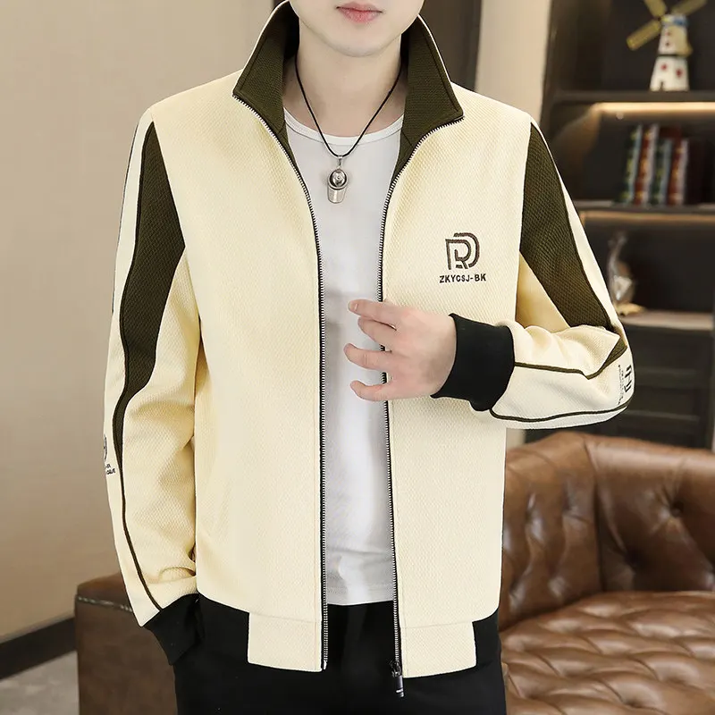 Повседневная модная куртка с воротником-стойкой, мужская свободная модная молодежная куртка из полиэфирного волокна, длинная верхняя одежда на молнии све
Повседневная модная куртка с воротником-стойкой, мужская свободная модная молодежная куртка из полиэфирного волокна, длинная верхняя одежда на молнии све