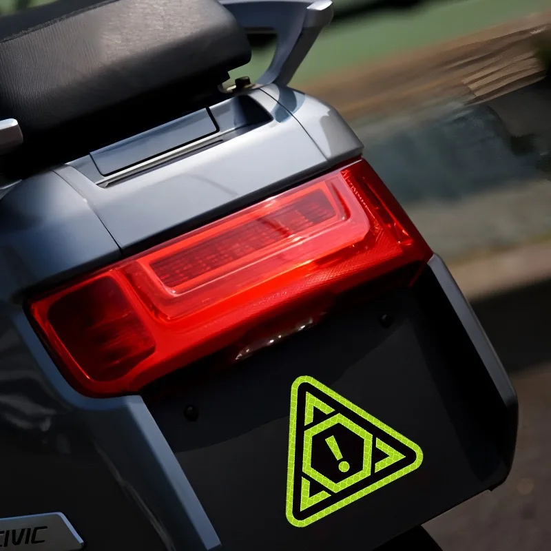 1Pc Electric Vehicle Reflective Sticker Fluorescent Red/White for Night Riding Safety – Universal Fit for Tesla Nissan
1Pc Electric Vehicle Reflective Sticker Fluorescent Red/White for Night Riding Safety – Universal Fit for Tesla Nissan