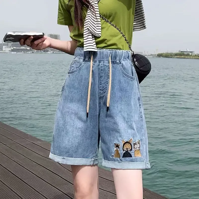 Japanese Sweet Mori Girl Vintage Cartoon Flower Embroidery Denim Shorts Women Summer Elastic Waist Casual Loose Jeans Shorts
Japanese Sweet Mori Girl Vintage Cartoon Flower Embroidery Denim Shorts Women Summer Elastic Waist Casual Loose Jeans Shorts