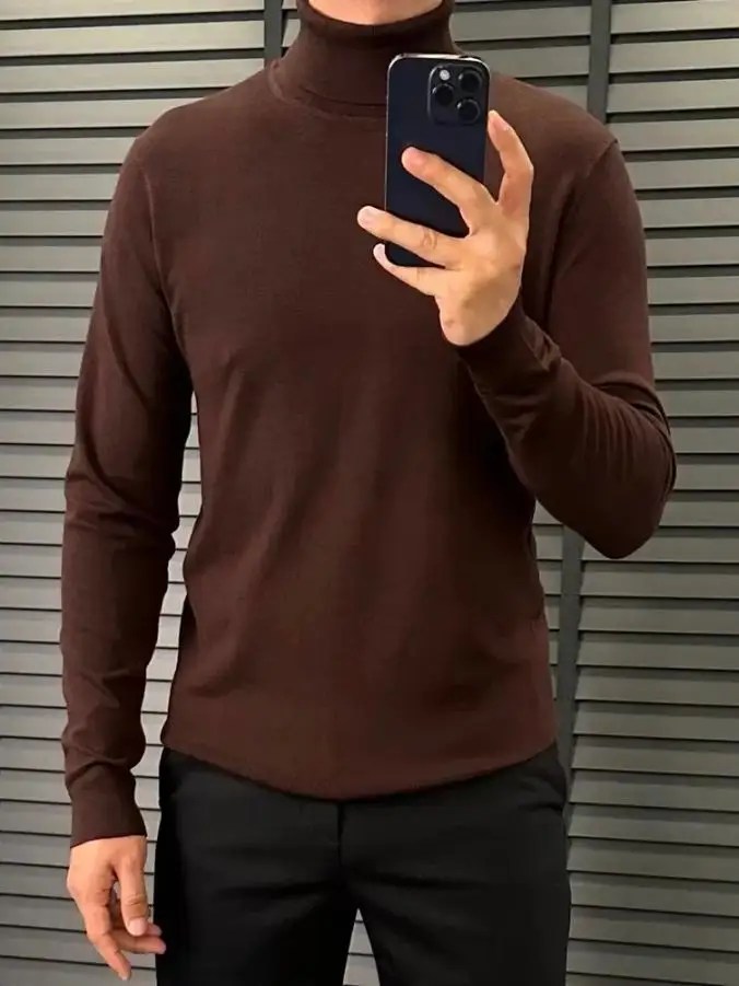 Men's High Collar Knitwear Sweater Casual Versatile Comfortable Winter Faion Trendy Advanced Sense Haome Sle
Men's High Collar Knitwear Sweater Casual Versatile Comfortable Winter Faion Trendy Advanced Sense Haome Sle