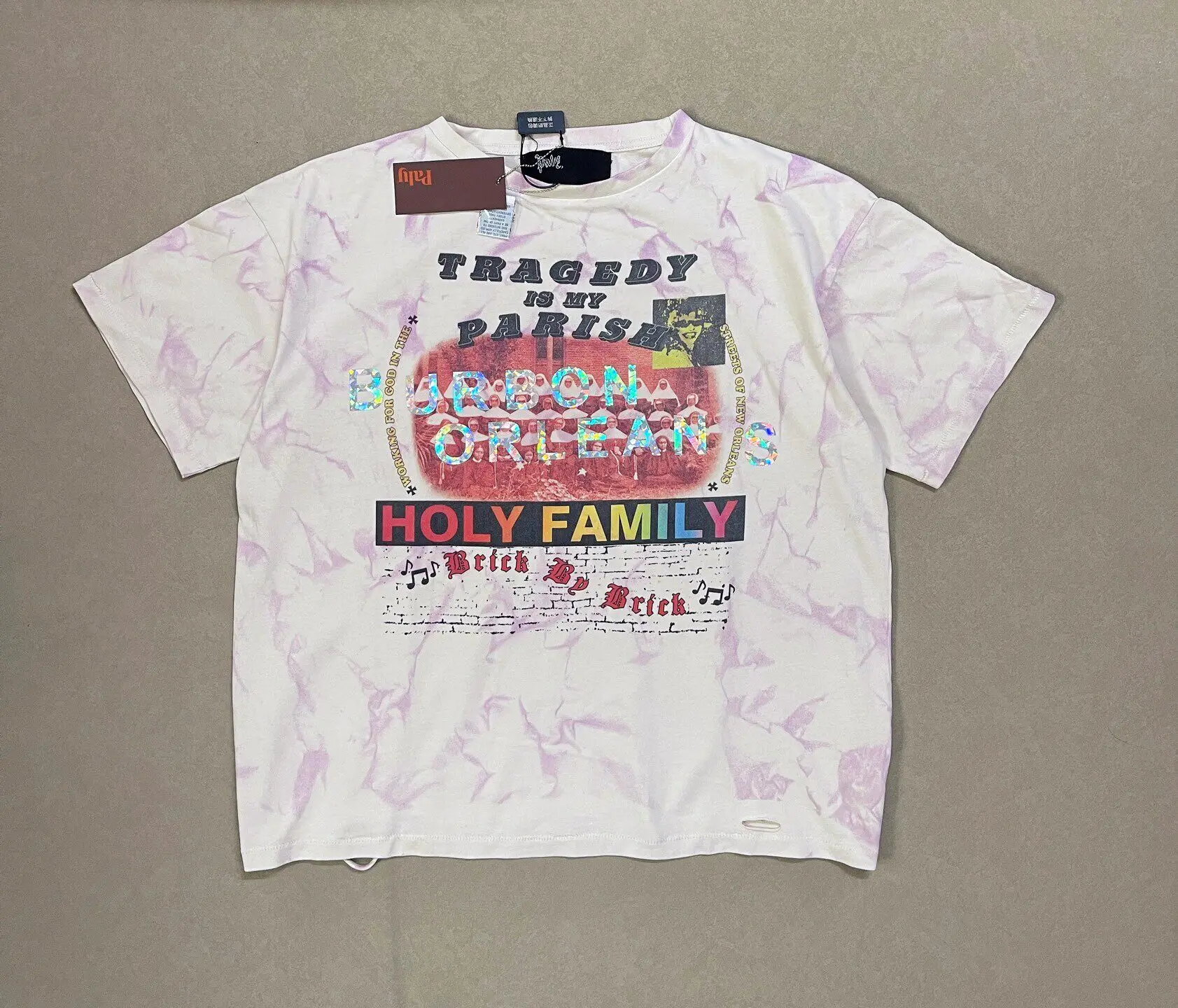 Paly Hollywood 26SS HOLY FAMILY Washed tie-dye old alphabet print short-sleeved T-shirt
Paly Hollywood 26SS HOLY FAMILY Washed tie-dye old alphabet print short-sleeved T-shirt