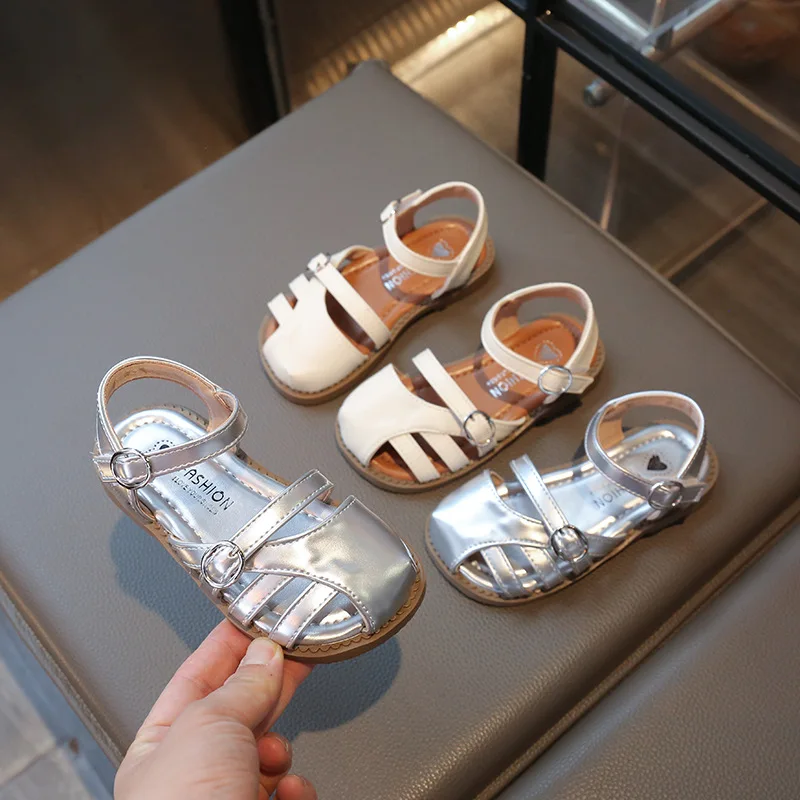 Children Summer Gladiator Sandals New Trend Girls School Flat Sandals Toes-covered Kids Fashion Causal Sandals Soft Bottom Woven
Children Summer Gladiator Sandals New Trend Girls School Flat Sandals Toes-covered Kids Fashion Causal Sandals Soft Bottom Woven