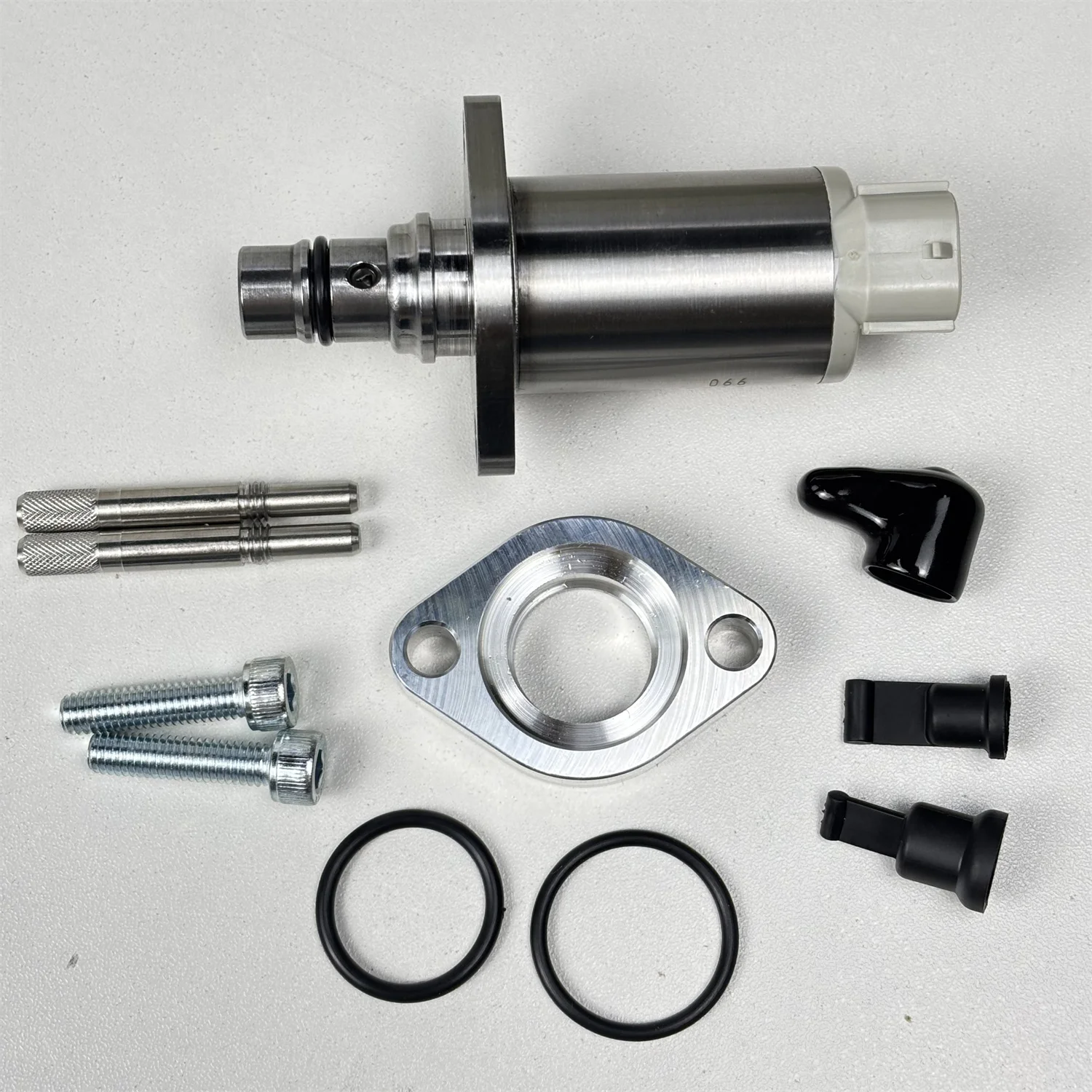 Suction Control Valve DZ111135 RE531864 RE530337 for John Deere 210G 290GLC 380GLC 4045 6068 Excavator
Suction Control Valve DZ111135 RE531864 RE530337 for John Deere 210G 290GLC 380GLC 4045 6068 Excavator