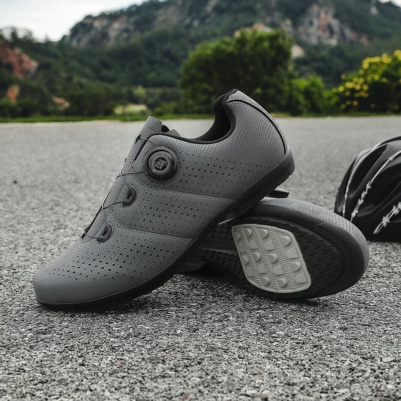 Women & Men's Breathable Rubber Sole Road Bike Shoes - Simple and Stylish Style, Comfortable Sole, Anti Slip for Daily Wear
Women & Men's Breathable Rubber Sole Road Bike Shoes - Simple and Stylish Style, Comfortable Sole, Anti Slip for Daily Wear