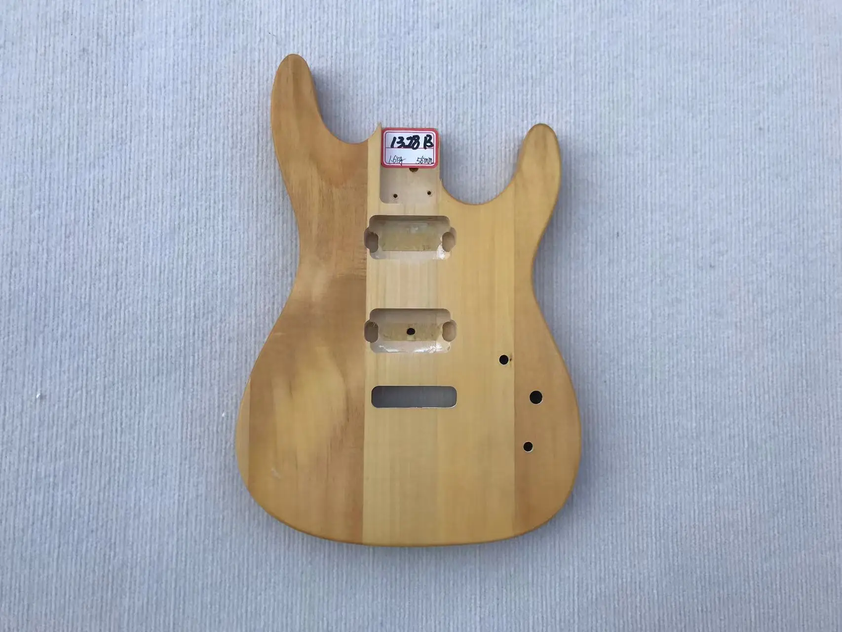 Professional DIY (Not New) Body for Electric Guitar in Stock Free Shipping 1328B
Professional DIY (Not New) Body for Electric Guitar in Stock Free Shipping 1328B