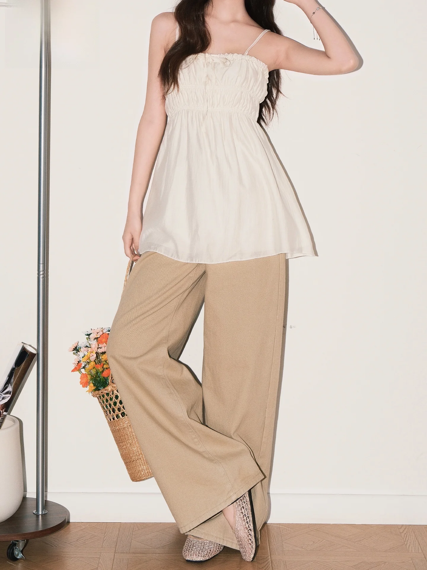 Khaki High Waist Wide Leg Denim Jeans Women's Summer Loose Lazy Drapey Floor-Length Pants American Style Casual Jeans
Khaki High Waist Wide Leg Denim Jeans Women's Summer Loose Lazy Drapey Floor-Length Pants American Style Casual Jeans